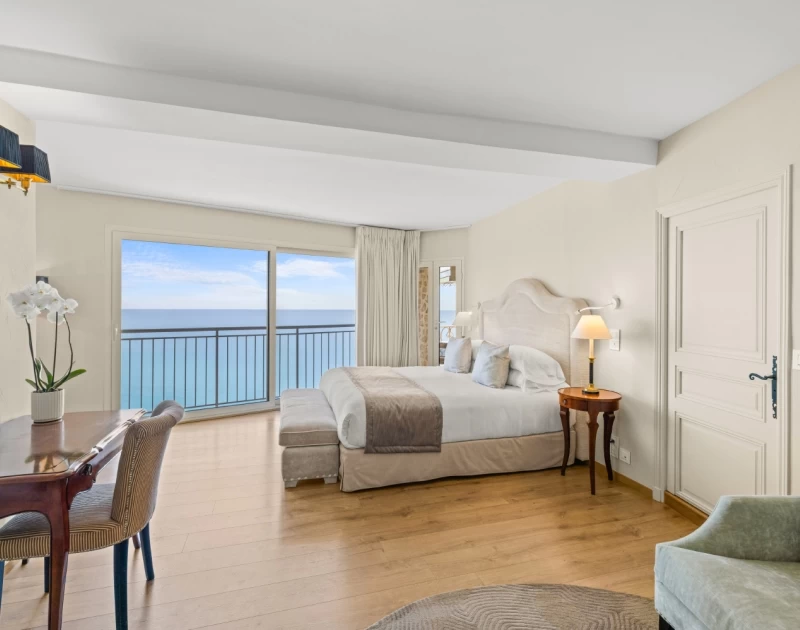 Bistronomic Experience in a Deluxe Room