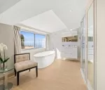 Gastronomic Stay in an Elegance Room