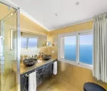 Gastronomic stay in an Executive Suite